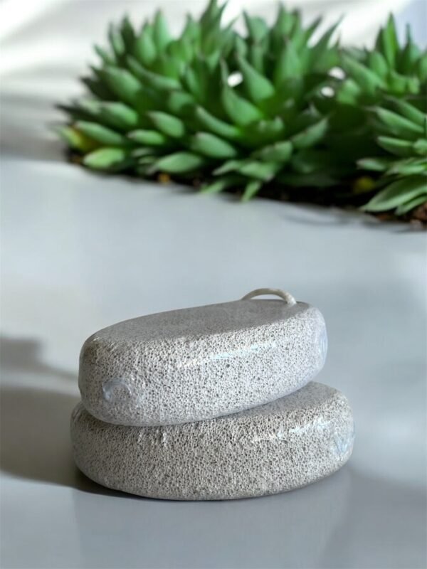 TOOLS 18 Oval Pumice Stone